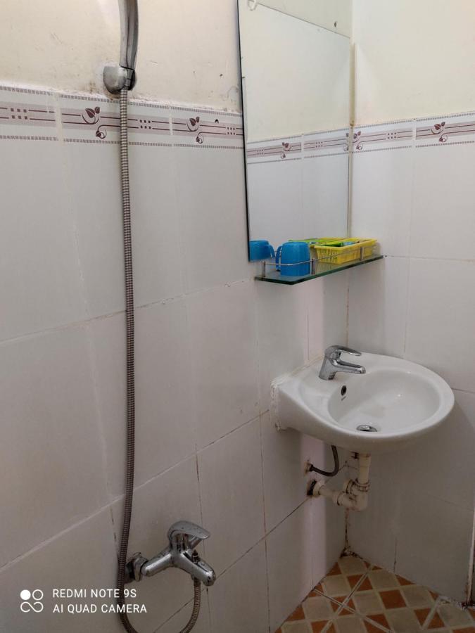 Hotel Khach San Hoa Anh Anh à Hô Chi Minh-Ville Extérieur photo