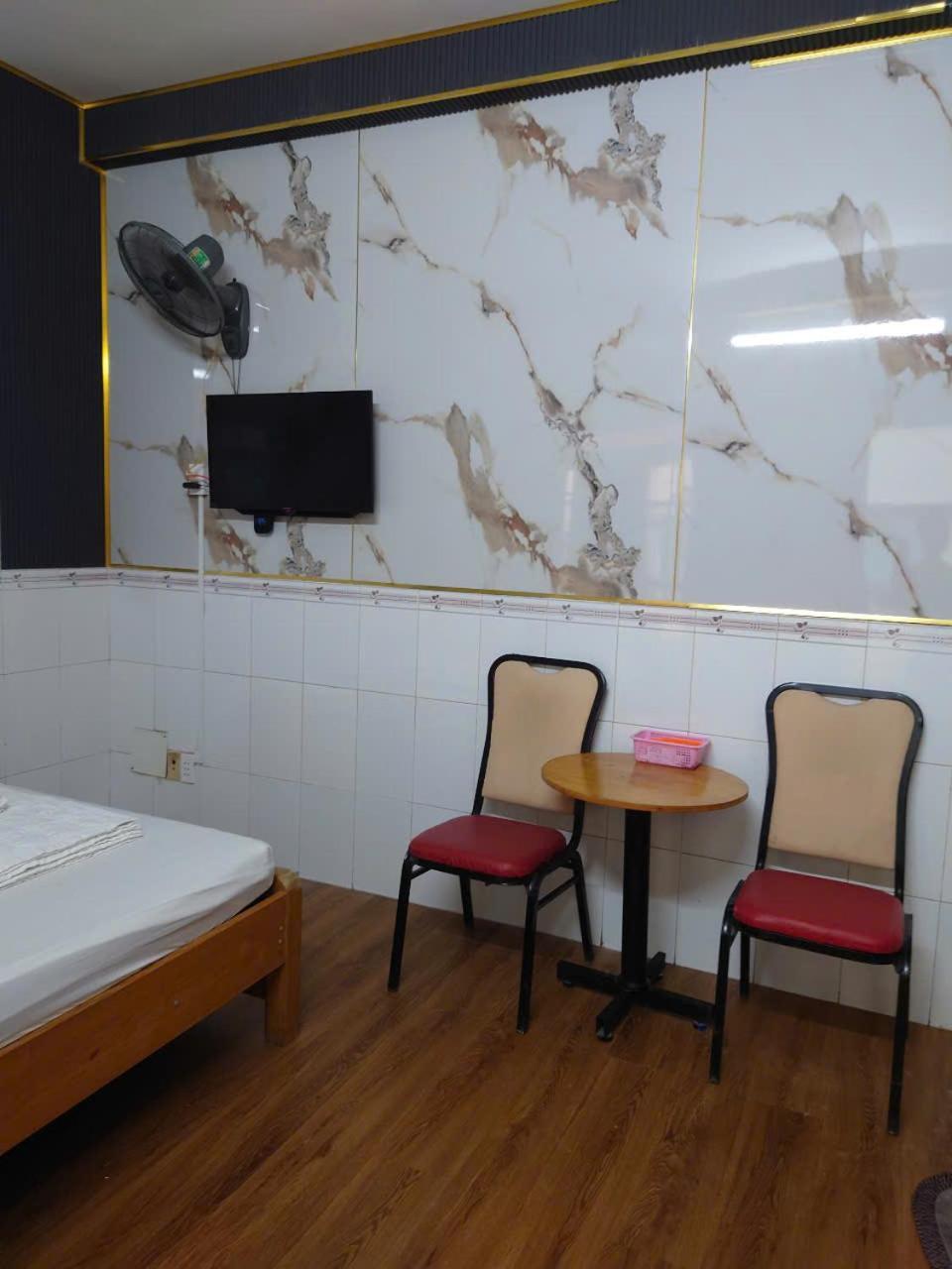 Hotel Khach San Hoa Anh Anh à Hô Chi Minh-Ville Extérieur photo