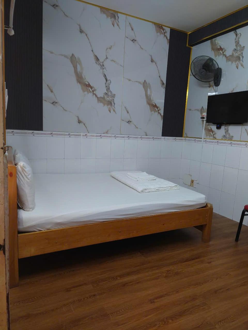 Hotel Khach San Hoa Anh Anh à Hô Chi Minh-Ville Extérieur photo