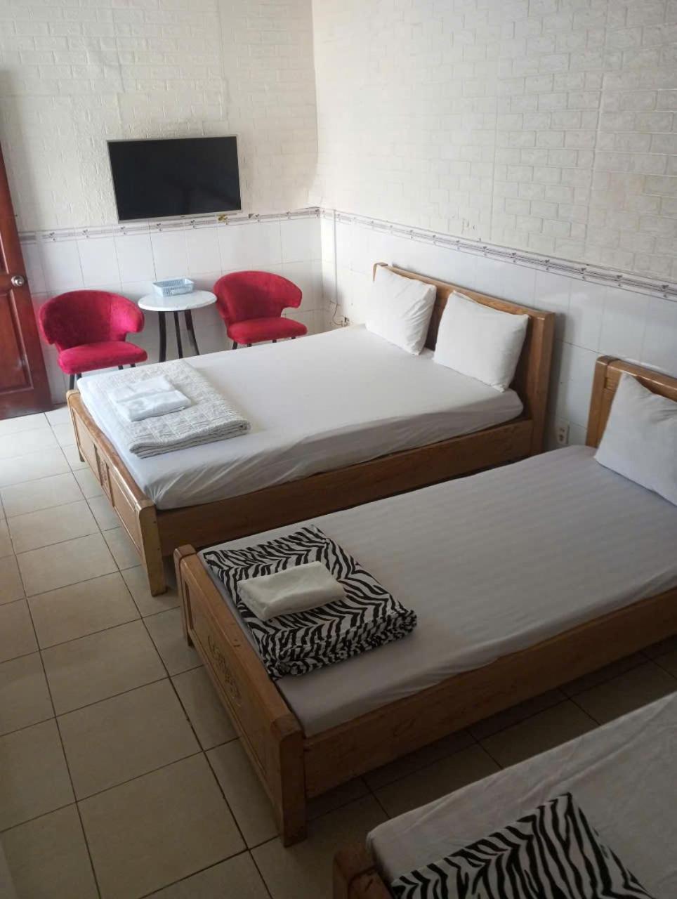 Hotel Khach San Hoa Anh Anh à Hô Chi Minh-Ville Extérieur photo